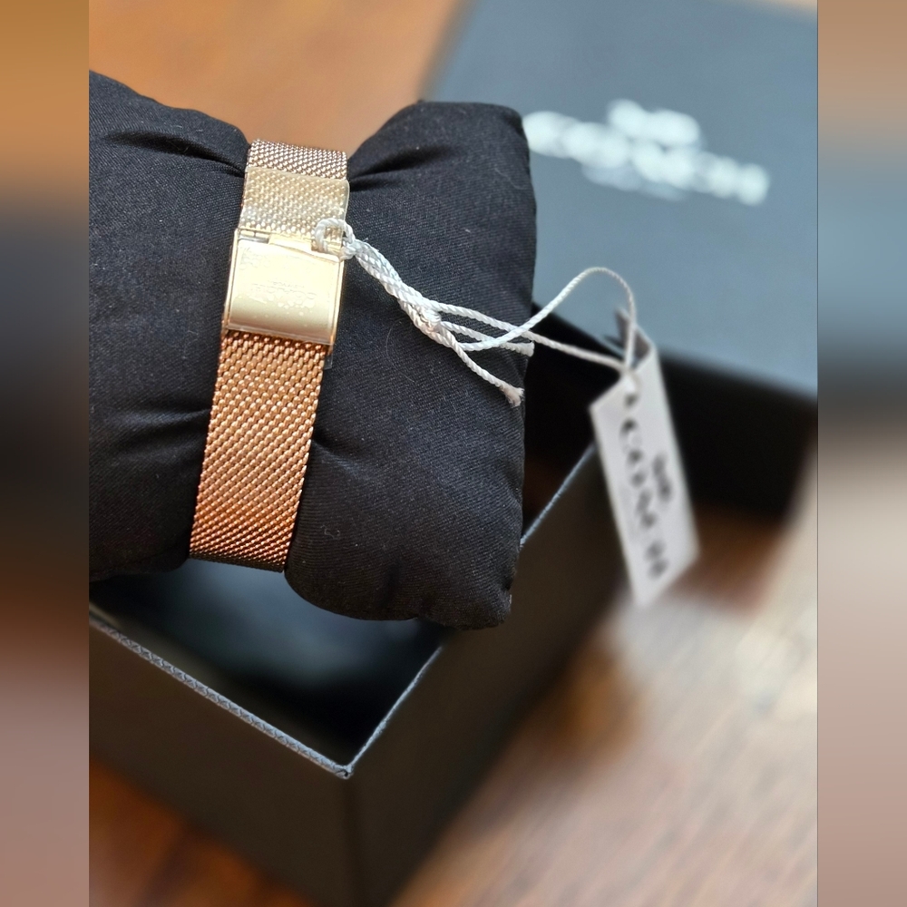 Coach watch - Picture 4 of 4